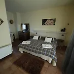 Agriturismo Tra Serra E Lago