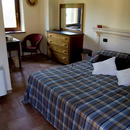 Alojamento de Turismo Rural Tra Serra E Roppolo