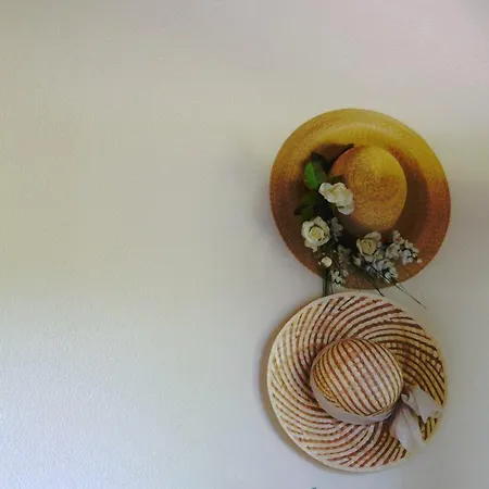 Tra Serra E * Roppolo