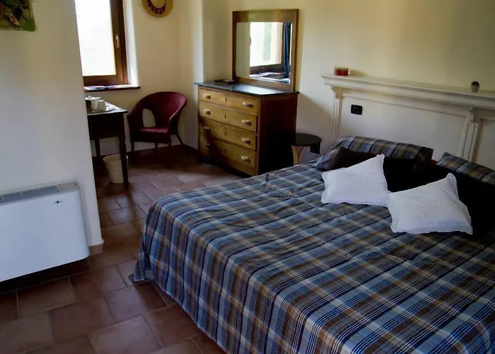 Alojamento de Turismo Rural Tra Serra E Roppolo