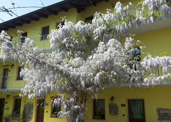 Tra Serra E